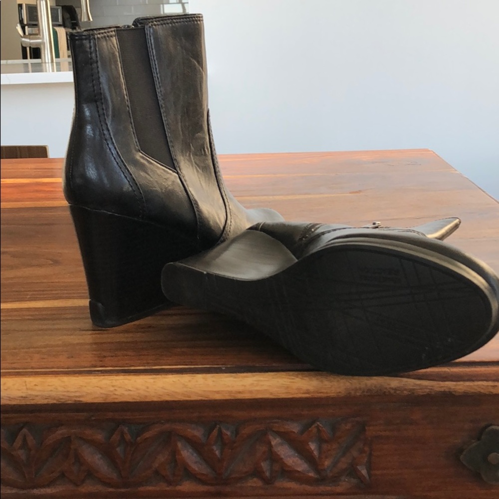 Boots - Picture 2 of 2